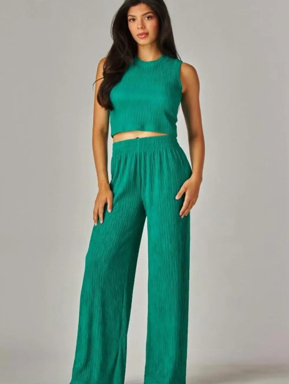 Love Poem Plisse Lounge Set Emerald Green Large Wide Leg 2 piece Spring NWT